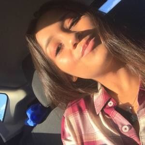 Meet your Posher, Alyssa